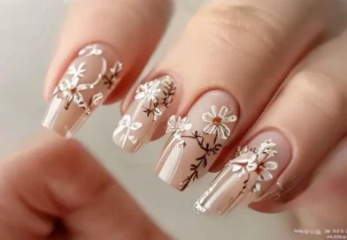 6 Ideias Incríveis de Unhas Nude Decoradas para Arrasar