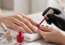 Manicure feminino: corte de unhas e verniz de unhas para um visual impecável